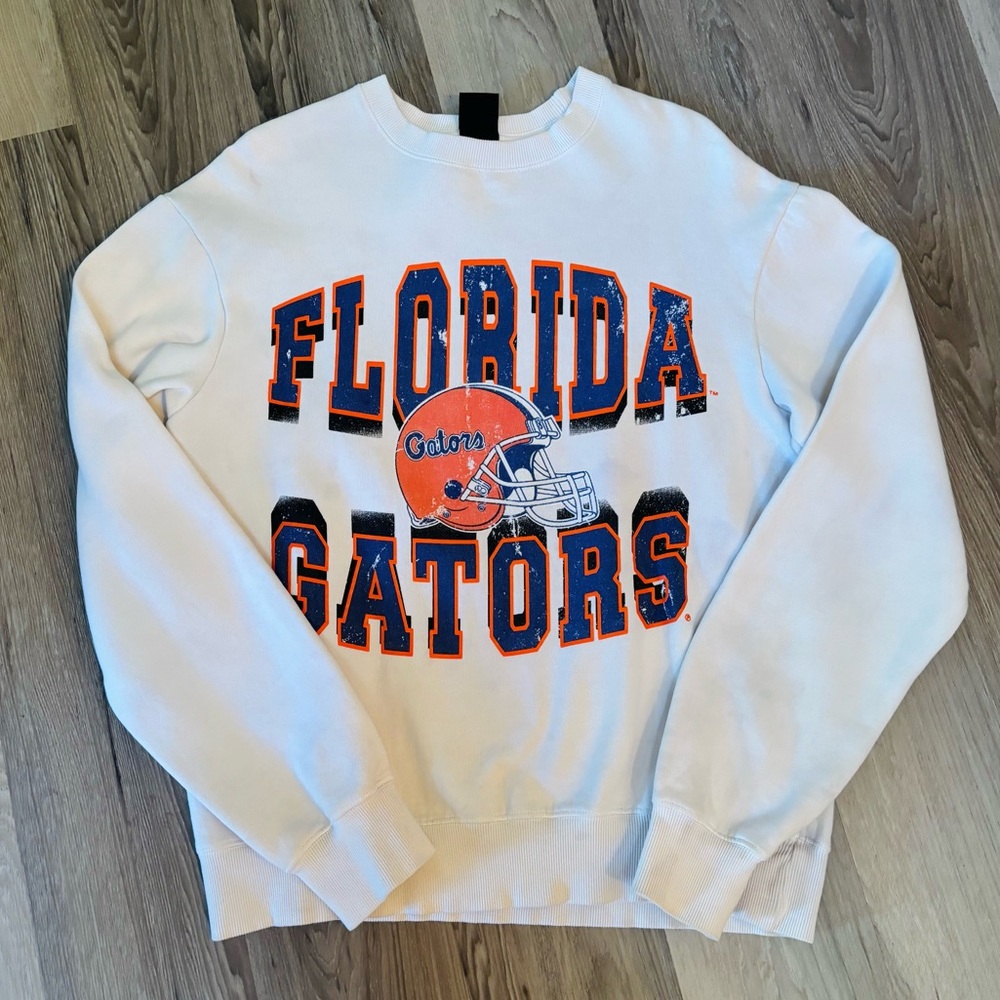 *** SOLD *** Florida Gators White Sweater